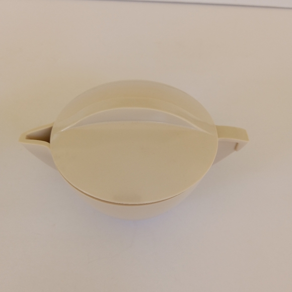 Vintage MelMac MCM  Malloware Covered Creamer Ivory - Picture 7 of 7